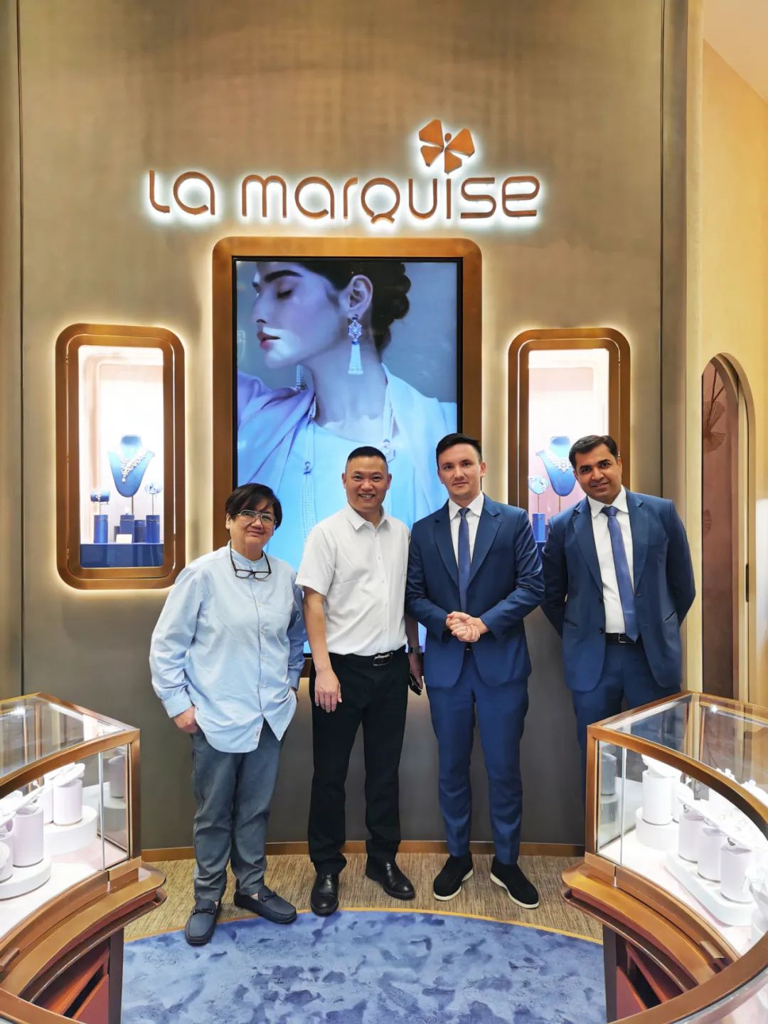 RONRUN Jewellery Showcase Master Visited Their Clients In Middle East