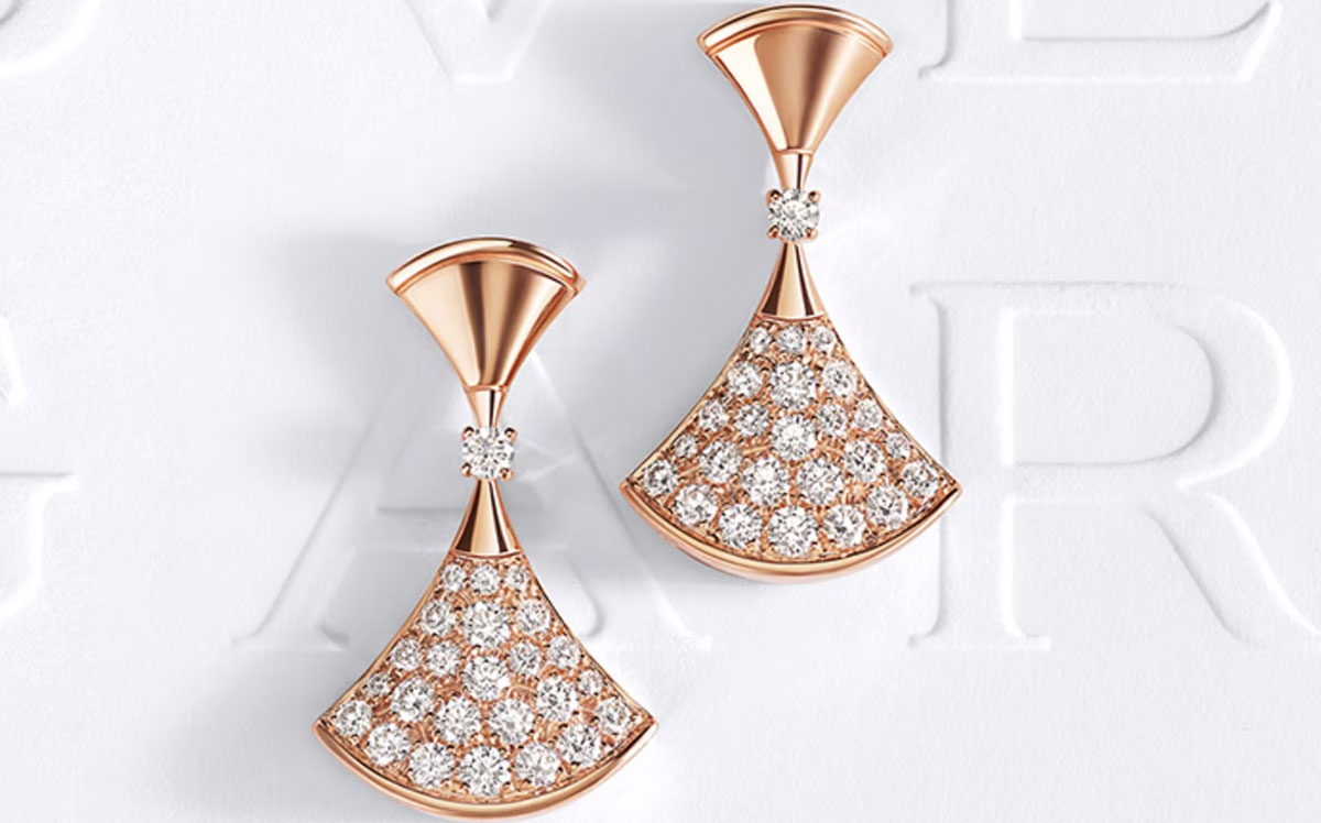 How to Display Your Earring Jewelry Effectively